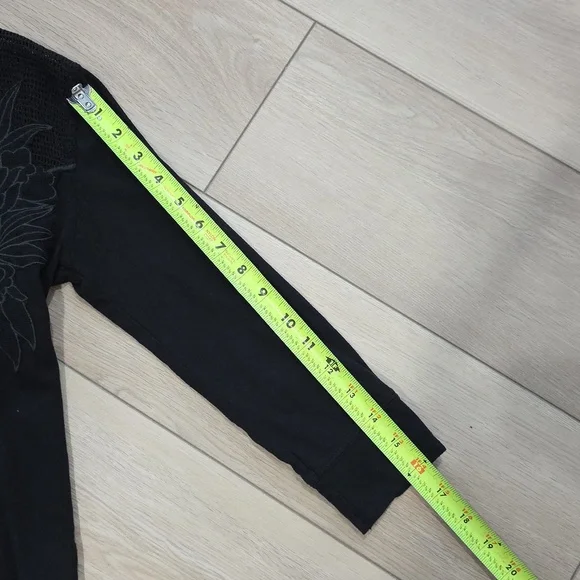 Women's Black Lace Yoke Long Sleeve Embroided Top - Picture 7 of 12